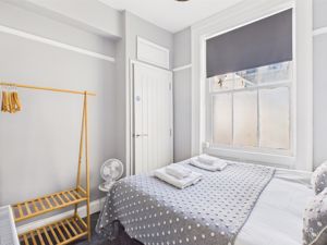 Bedroom- click for photo gallery